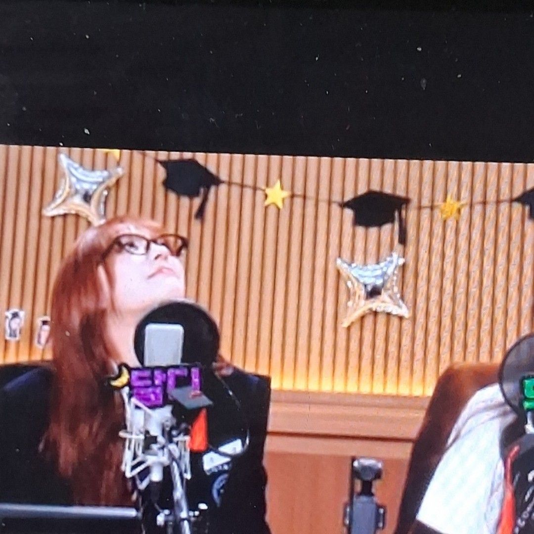 Behind-the-scenes cut of Miihi (NiziU)