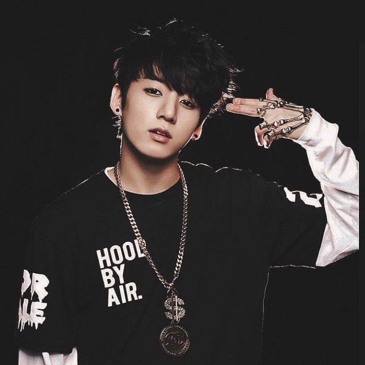 A moment captured by Jungkook (BTS)'s fan