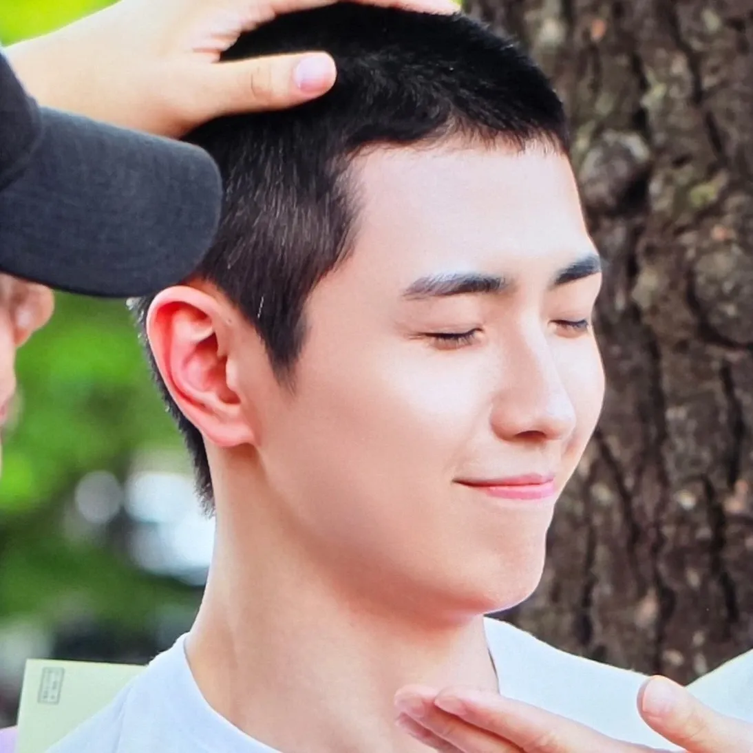 Behind-the-scenes cut of Yonghee