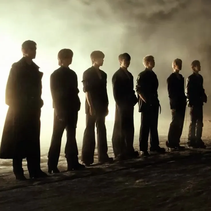 Behind-the-scenes cut of BTS