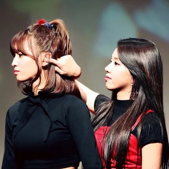 Momo (TWICE)的最新活動照片