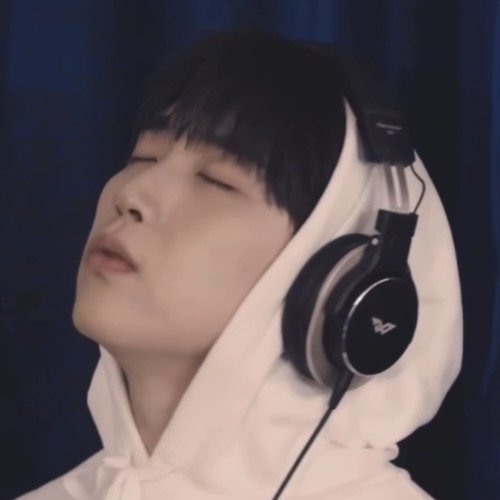 Foto terbaru Sandeul (B1A4)