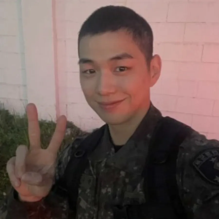 강다니엘 최근 활동샷