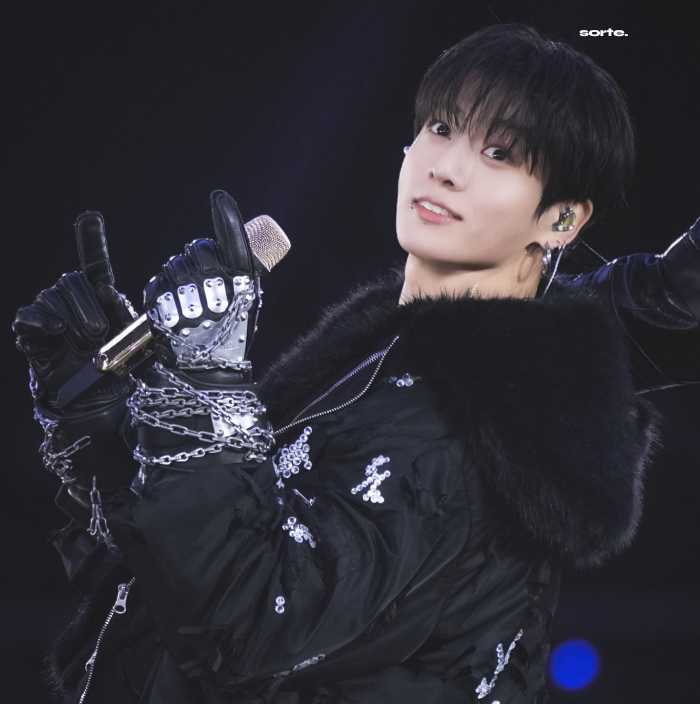 Momen yang diabadikan oleh penggemar Jungkook (BTS)