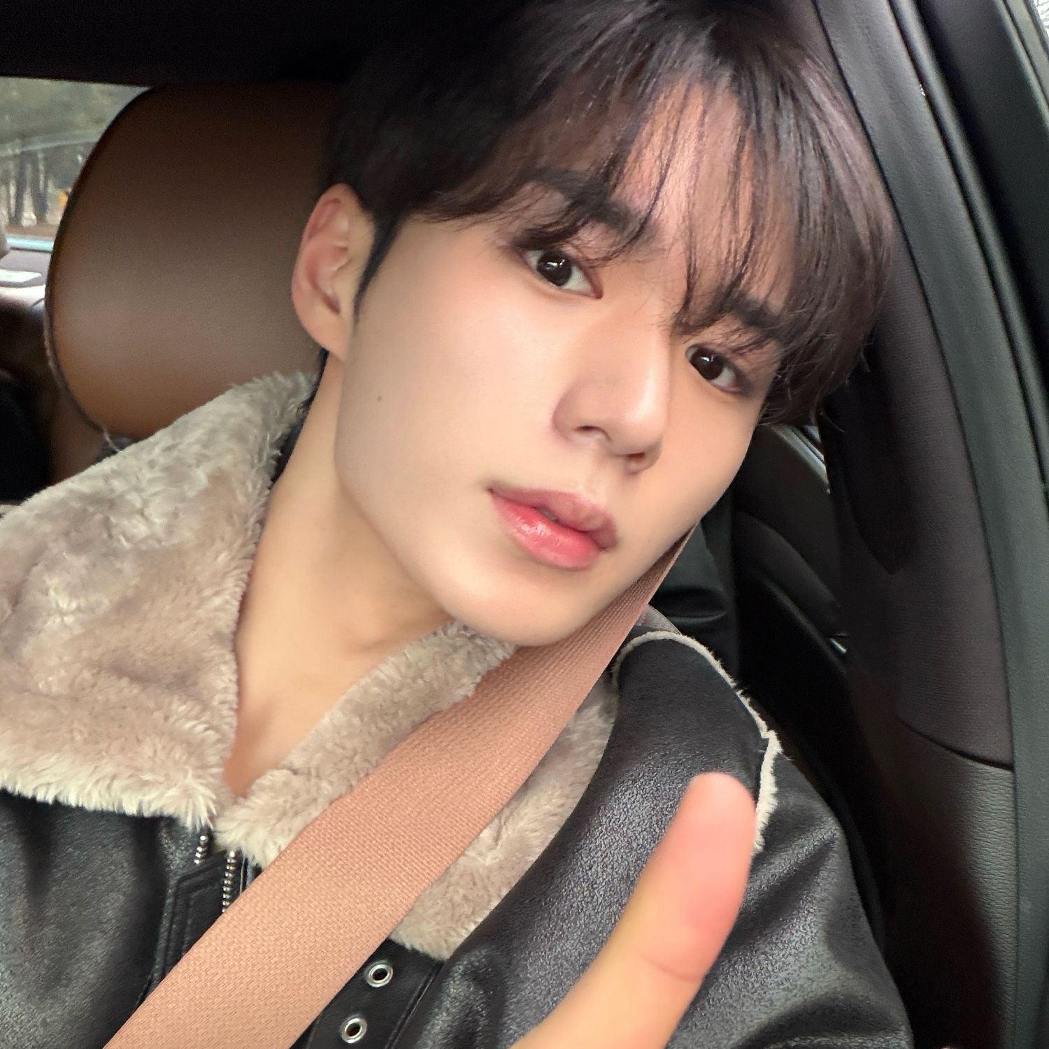 Latest photo of Kim Junseo (ALPHA DRIVE ONE)