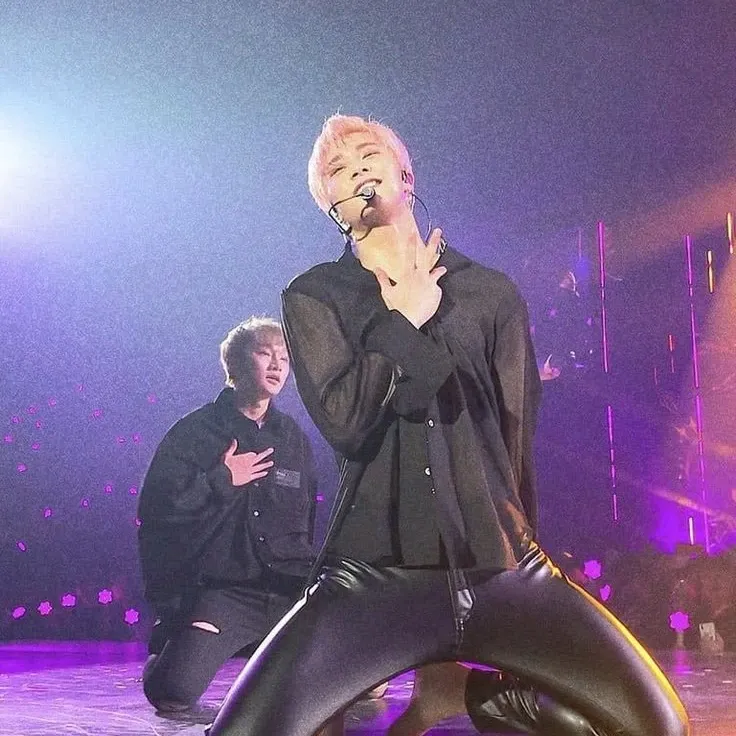 아스트로의 비하인드 컷