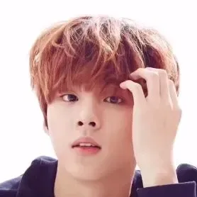 김우석의 비하인드 컷