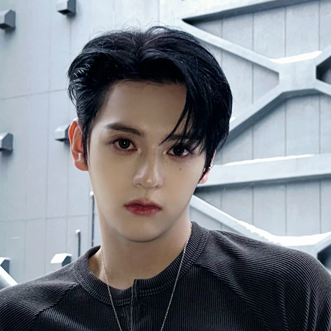 성윤 (n.SSign) 최근 활동샷