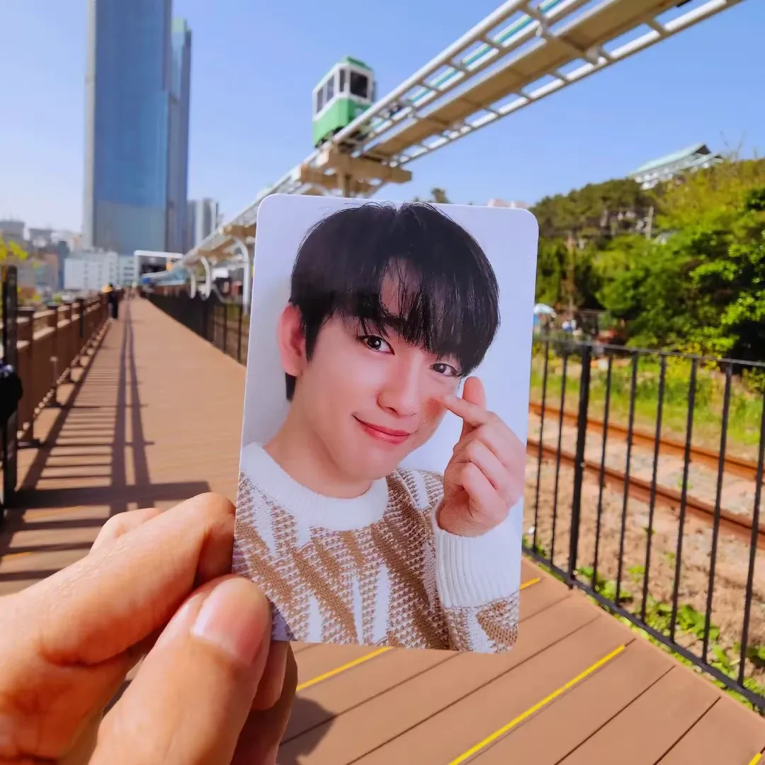 珍荣 (GOT7)的最新照片