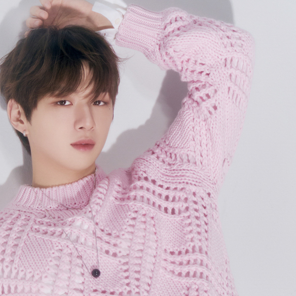 강다니엘의 비하인드 컷