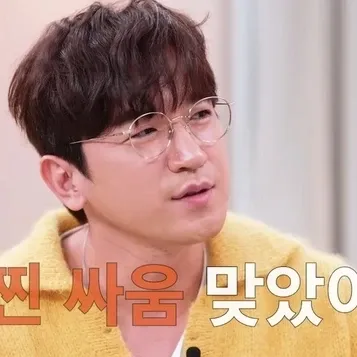 Behind-the-scenes cut of Lee Minwoo (SHINHWA)