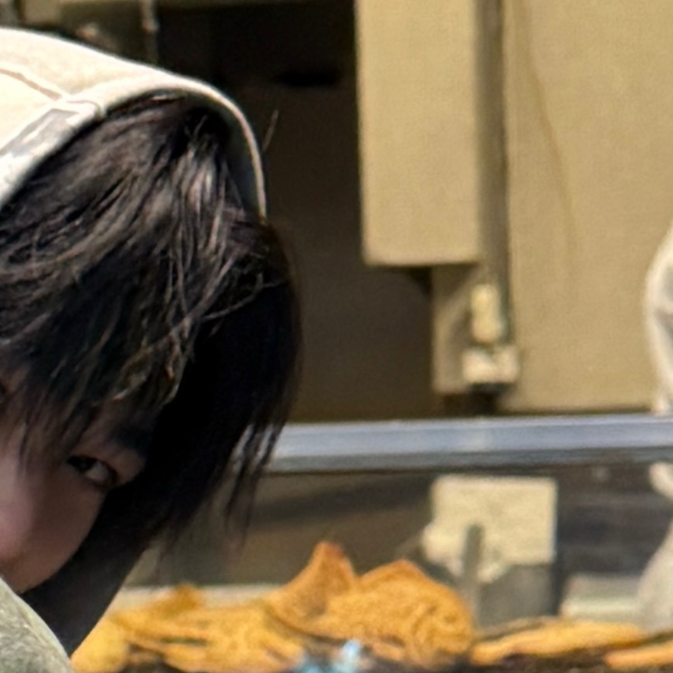 Behind-the-scenes cut of NI-KI (ENHYPEN)