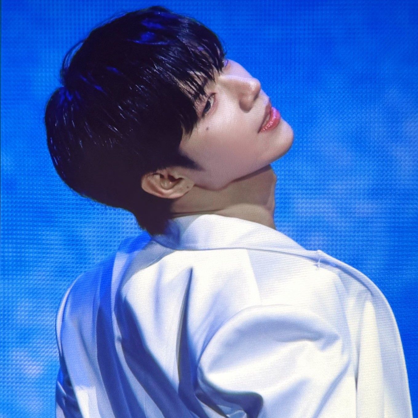 Behind-the-scenes cut of JL (AHOF)