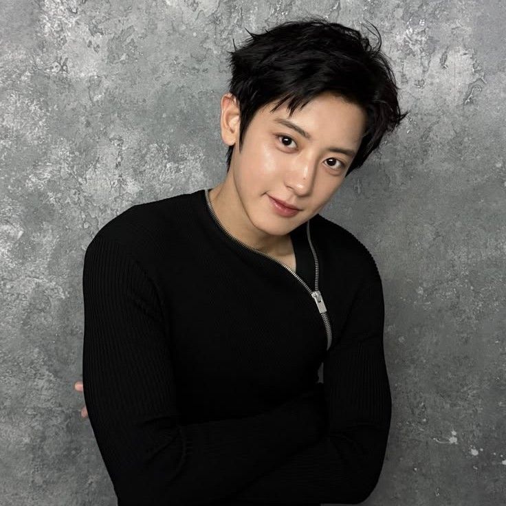 燦烈 (EXO)的最新活動照片