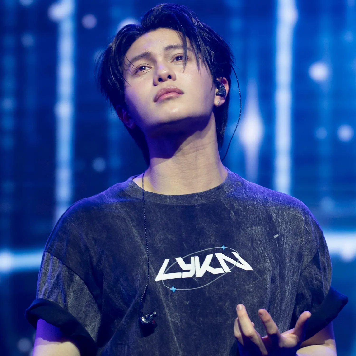 A moment captured by William (LYKN)'s fan