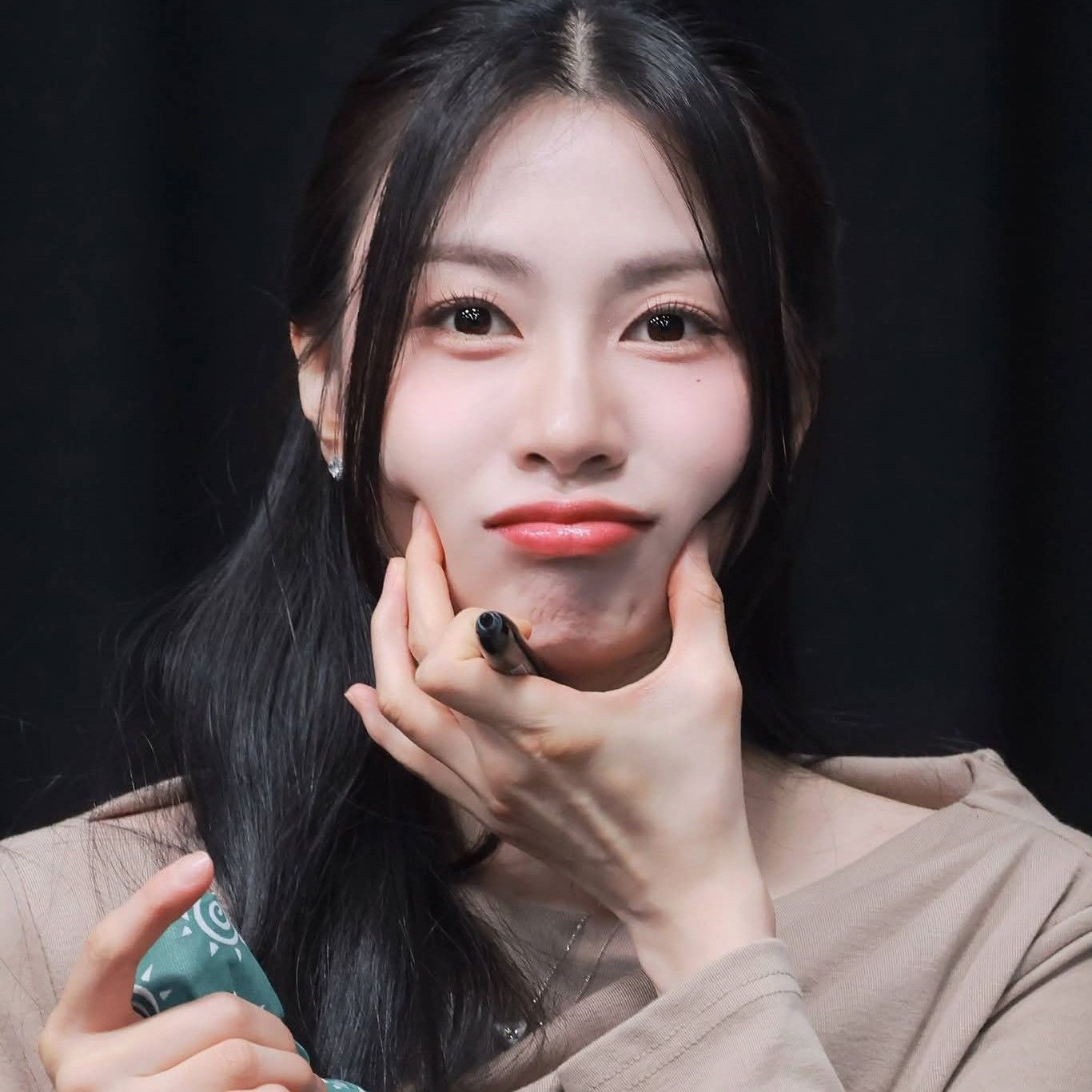 Behind-the-scenes cut of Oh Hayoung (Apink)