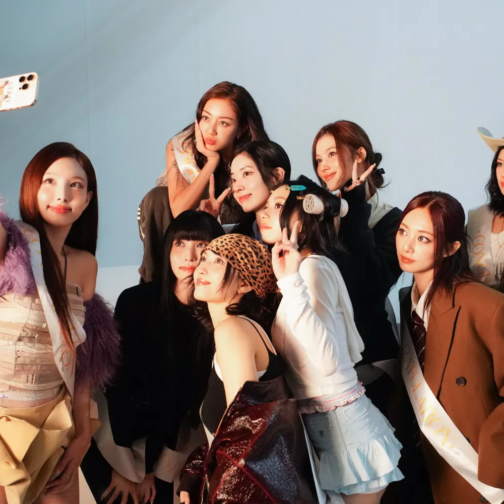 Momen yang diabadikan oleh penggemar TWICE