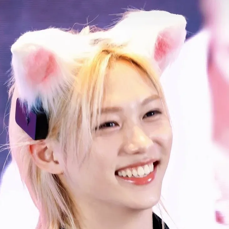 Behind-the-scenes cut of Felix (Stray Kids)