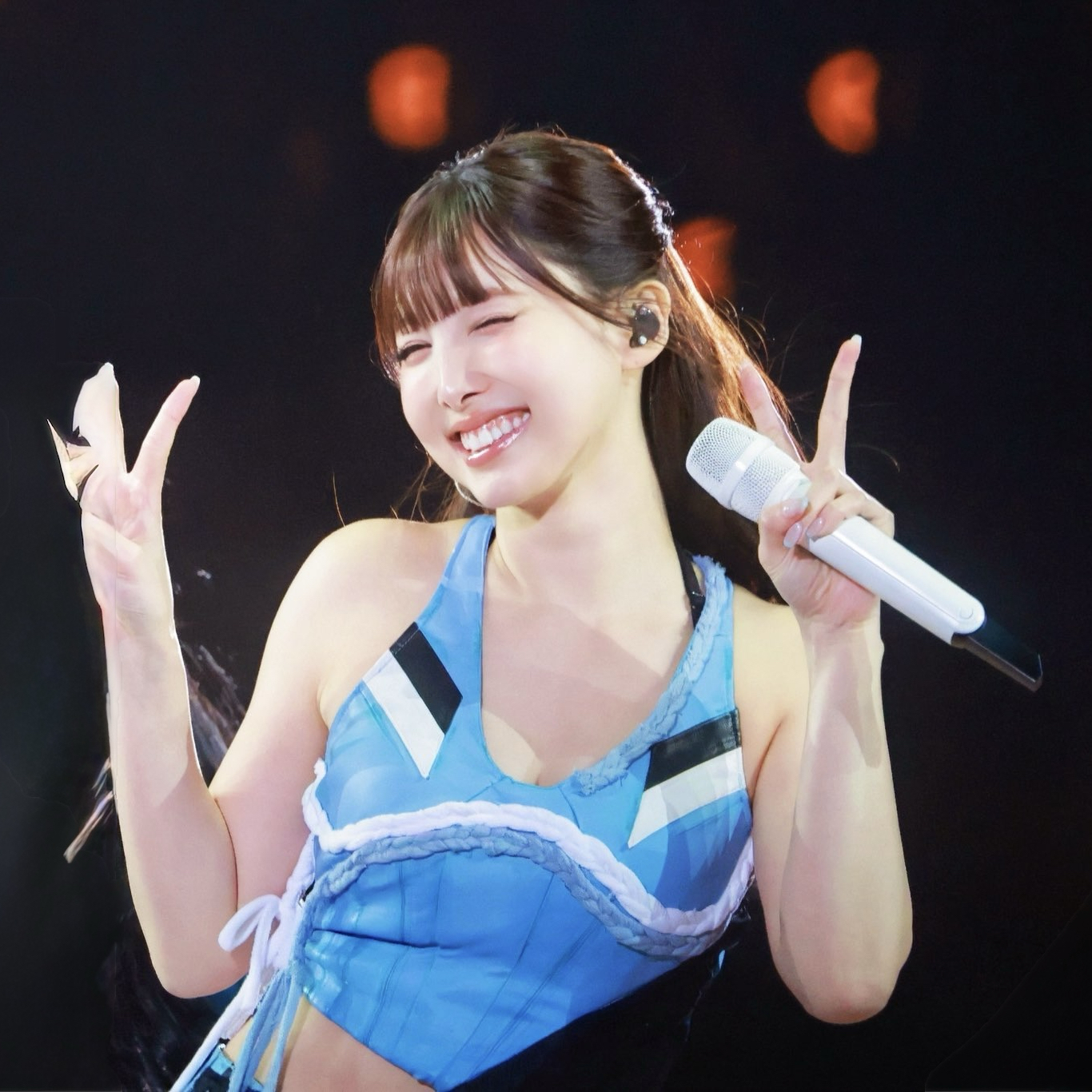 A moment captured by Nayeon (TWICE)'s fan