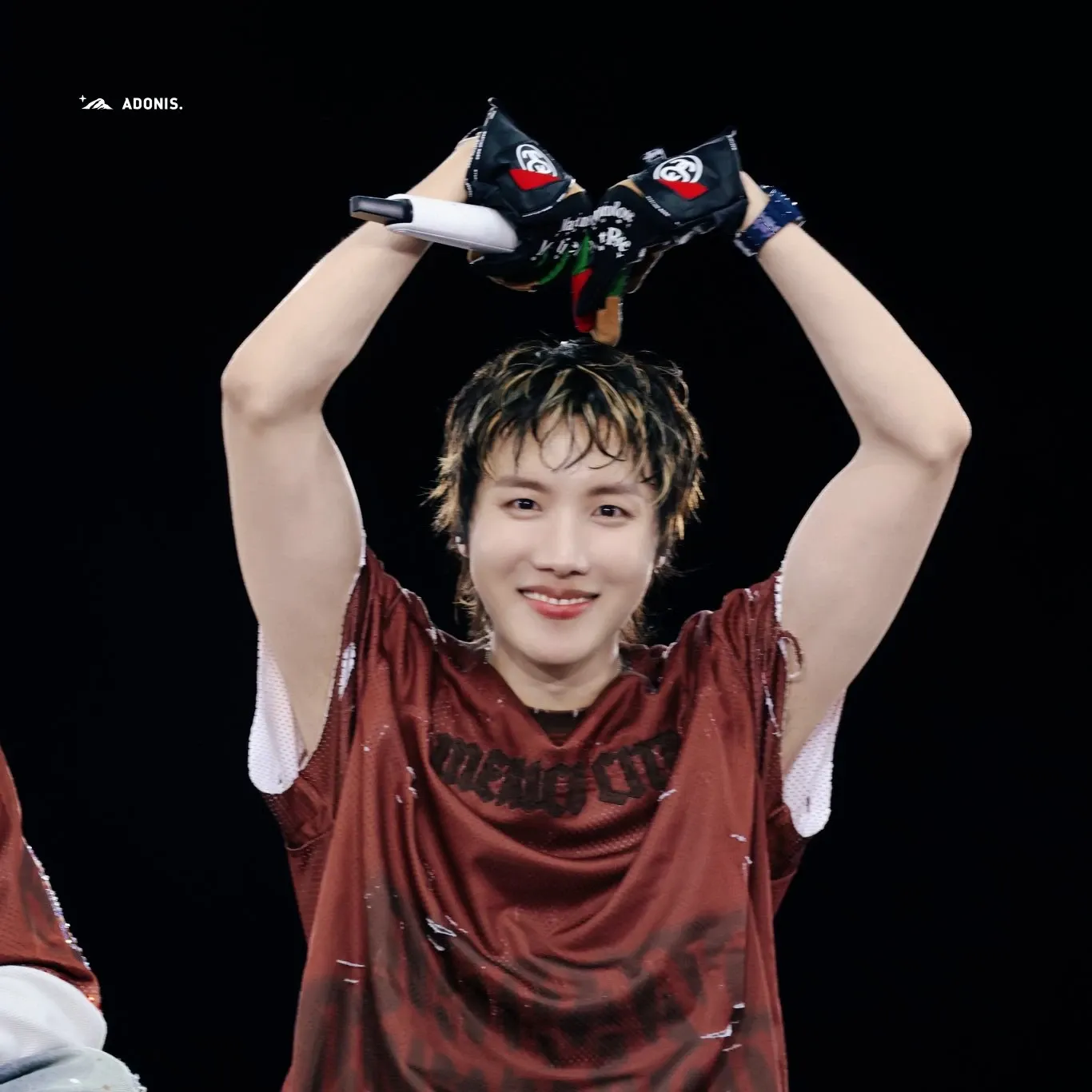 J-hope (防弹少年团)的最新照片