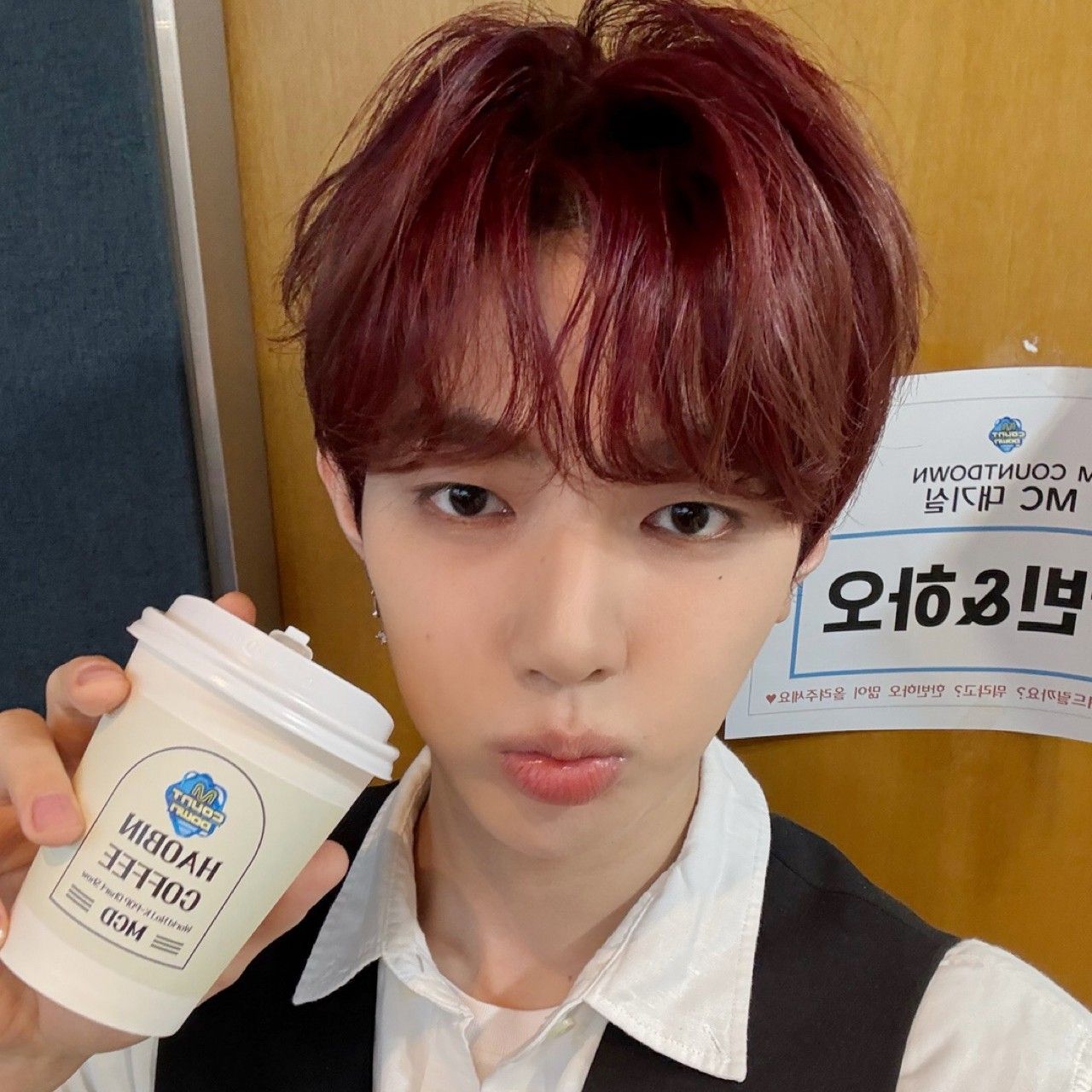 A moment captured by Zhang Hao (ZEROBASEONE)'s fan