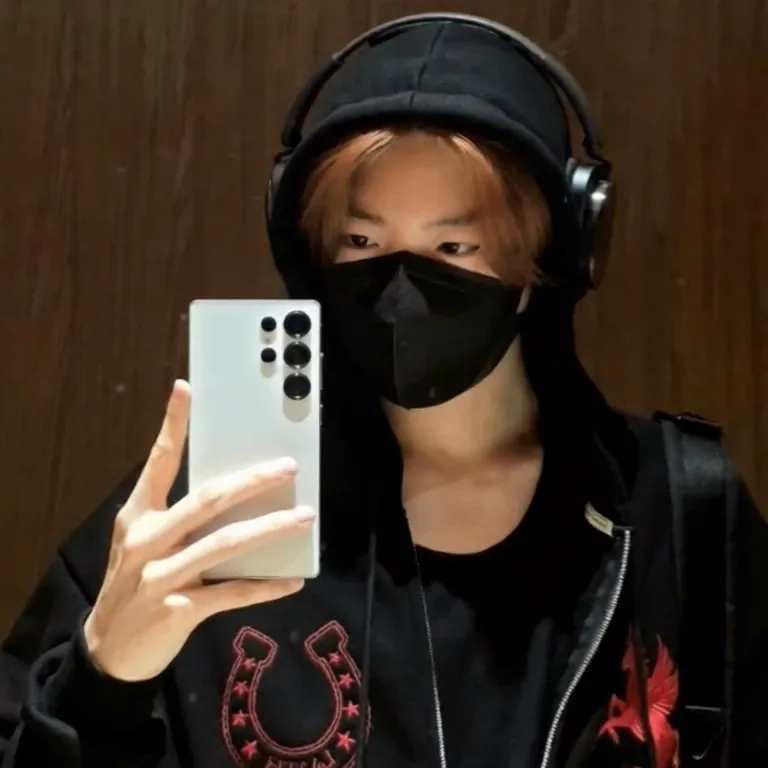 Behind-the-scenes cut of Junkyu (TREASURE)