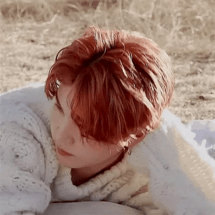 SUGA (防彈少年團)的幕後花絮