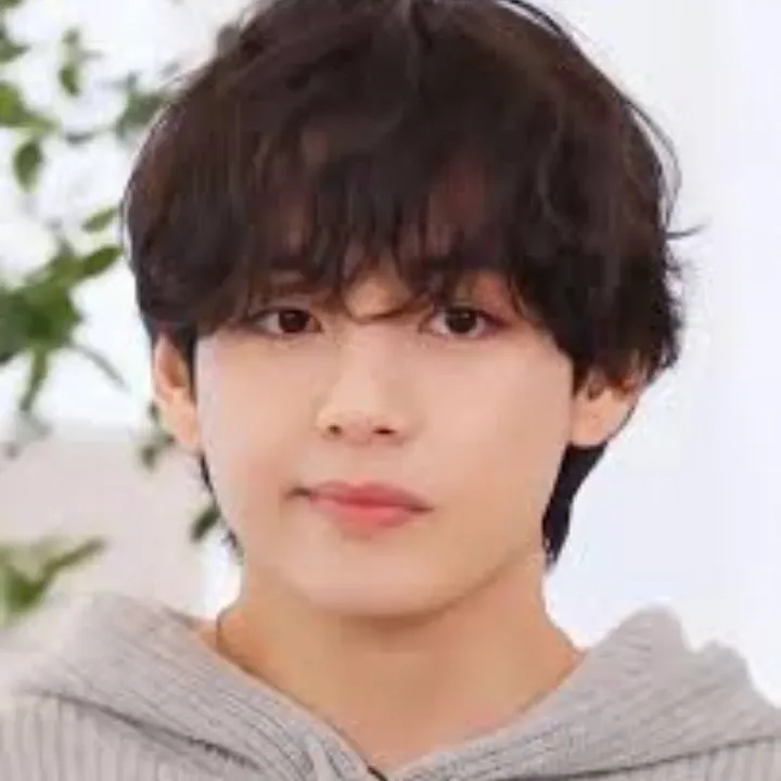 Foto aktivitas terbaru V (BTS)