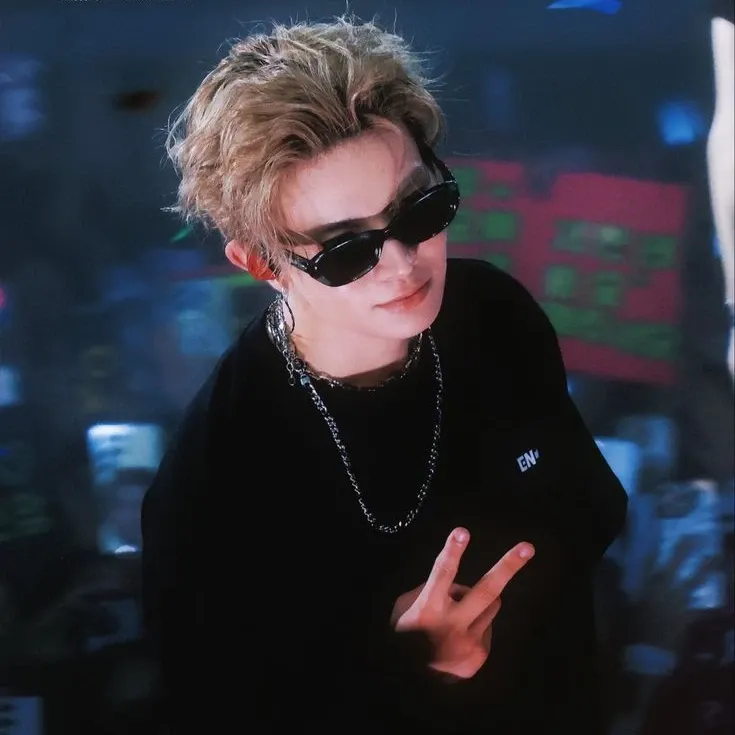 에반의 최신 사진