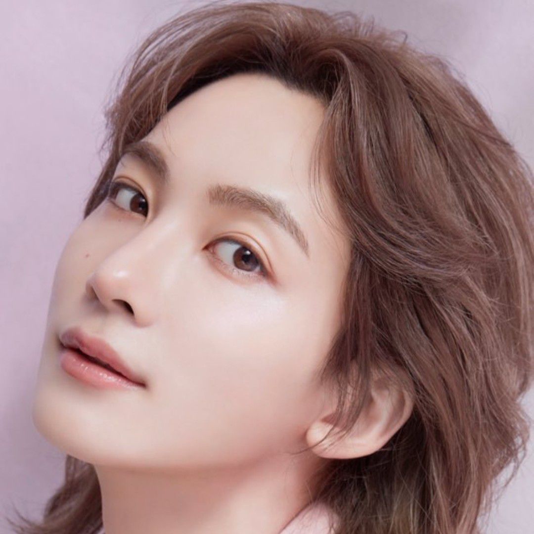 Recent activity shot of Jeonghan (SEVENTEEN)