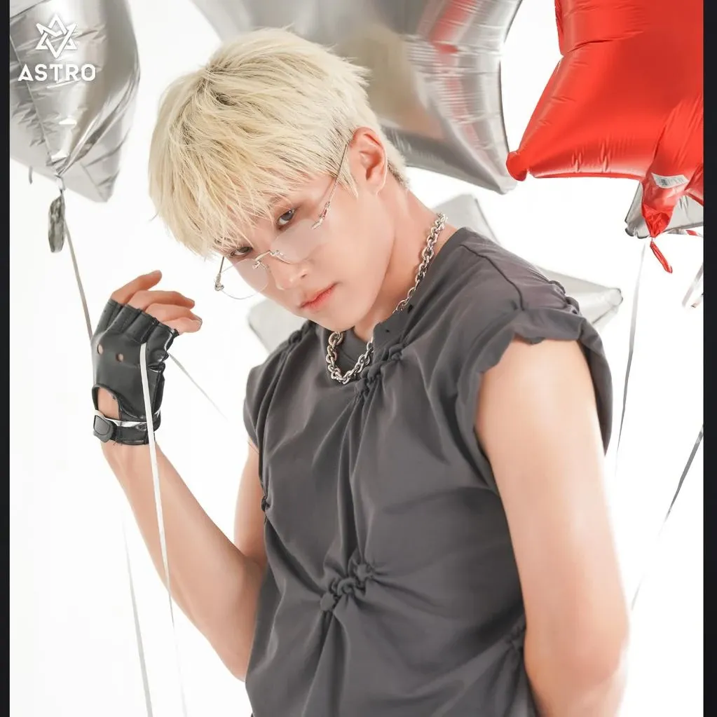 Recent activity shot of Jinjin (ASTRO)