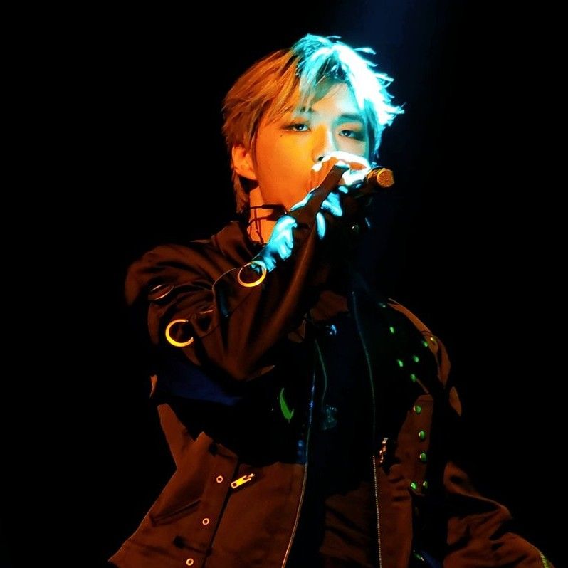 Behind-the-scenes cut of Kang Daniel