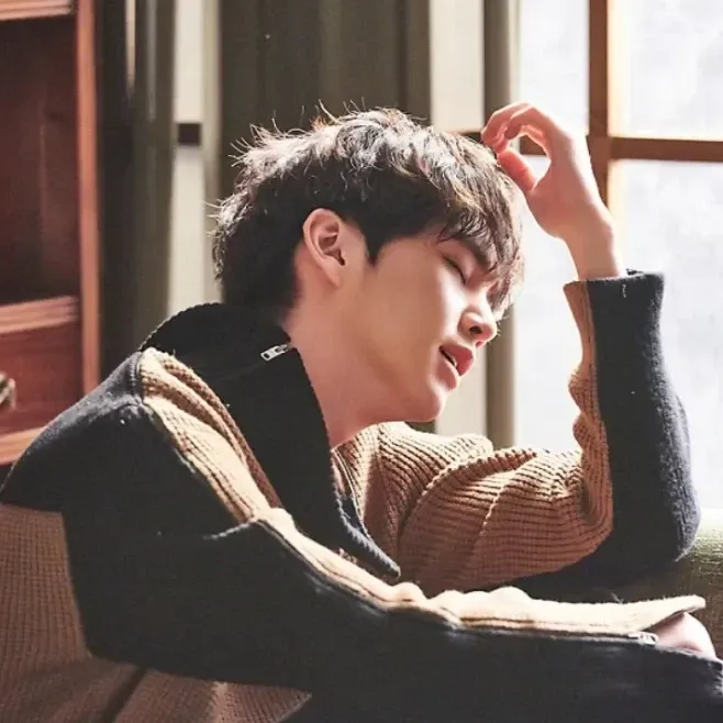 Latest photo of Shinwon (PENTAGON)