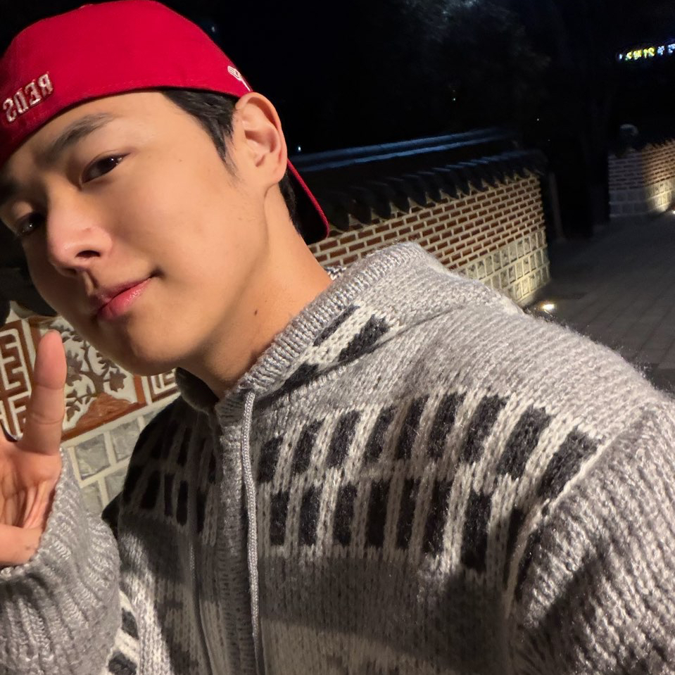 A moment captured by Choi Byungchan's fan