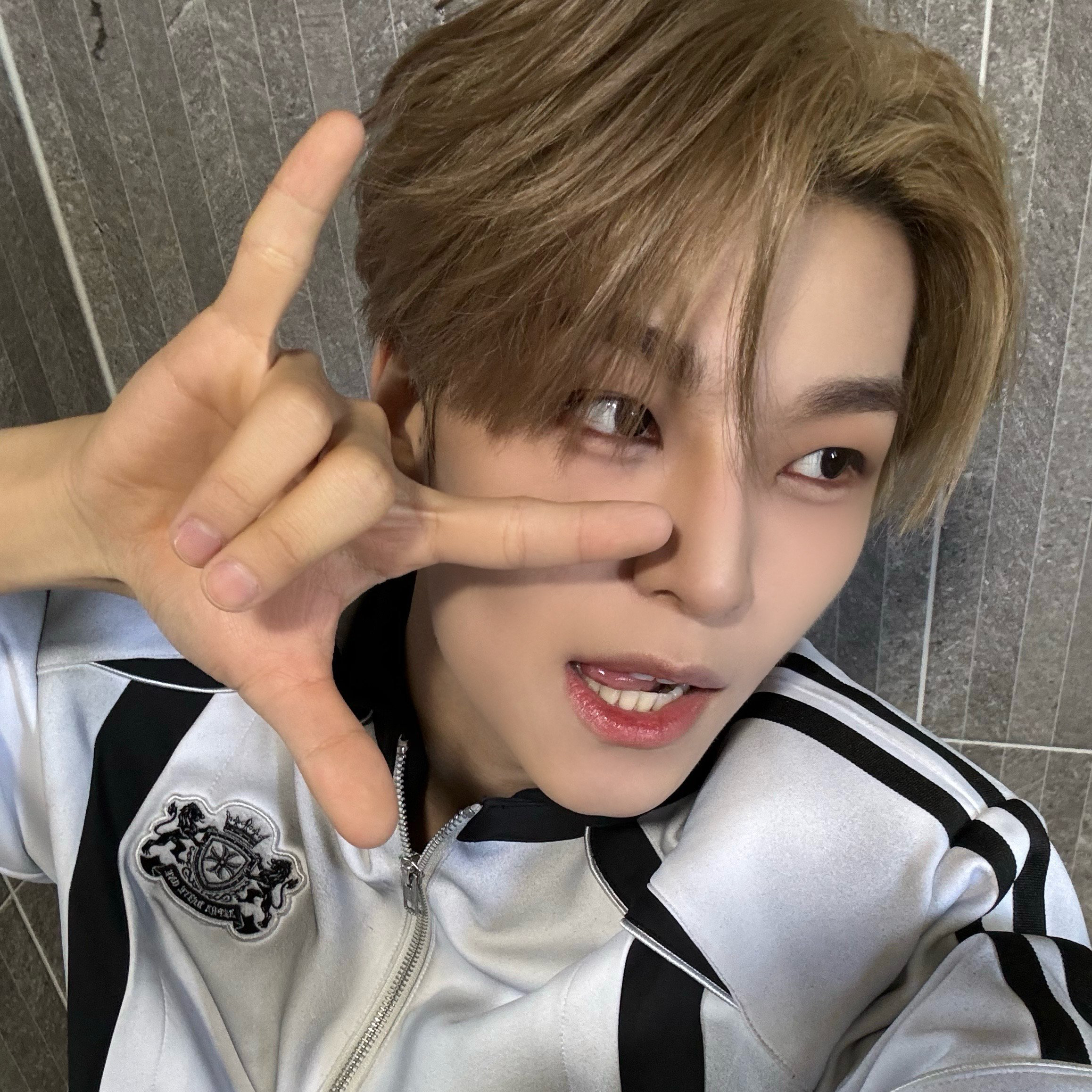 Latest photo of He Xinlong (ALPHA DRIVE ONE)