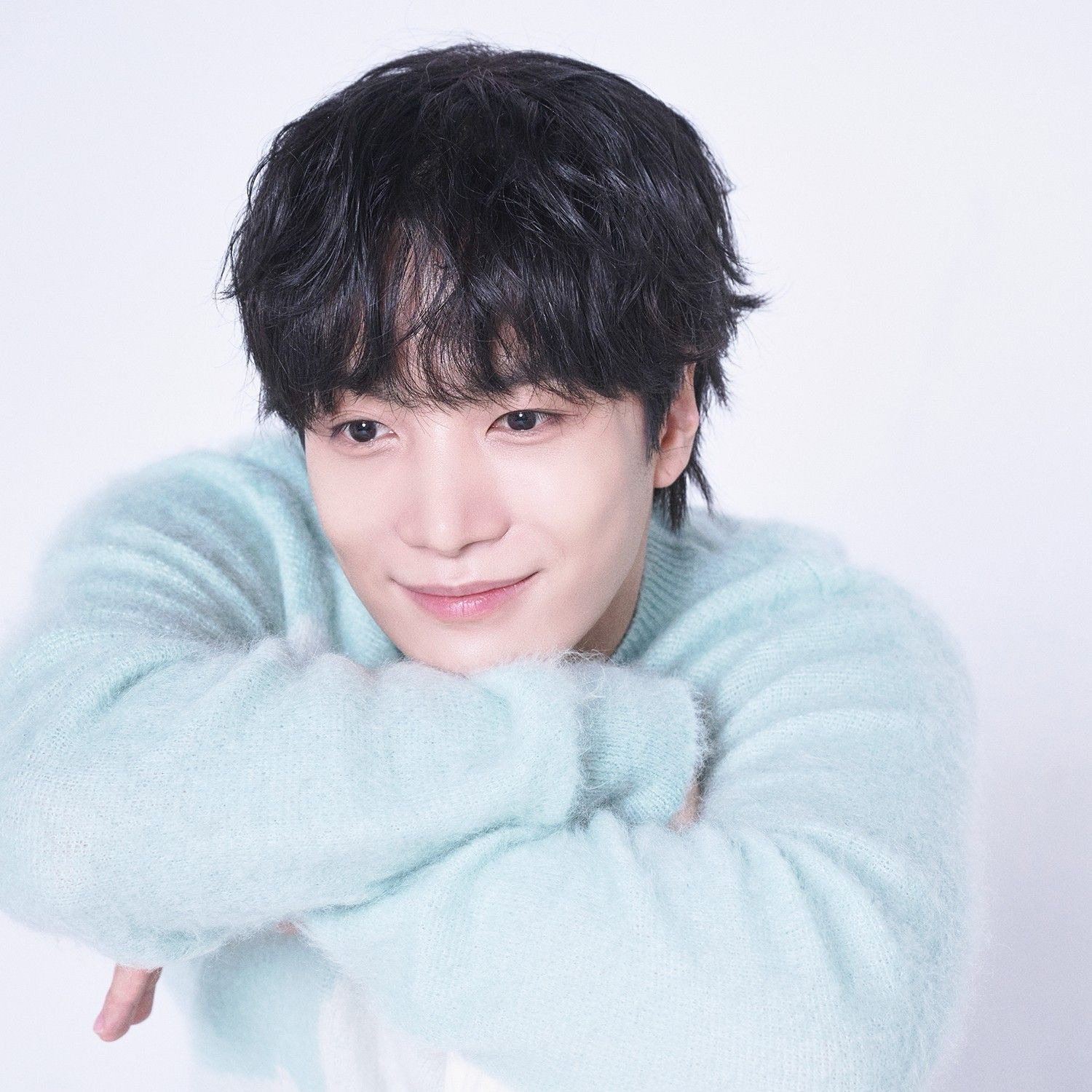 A moment captured by Kim Jonghyeon's fan