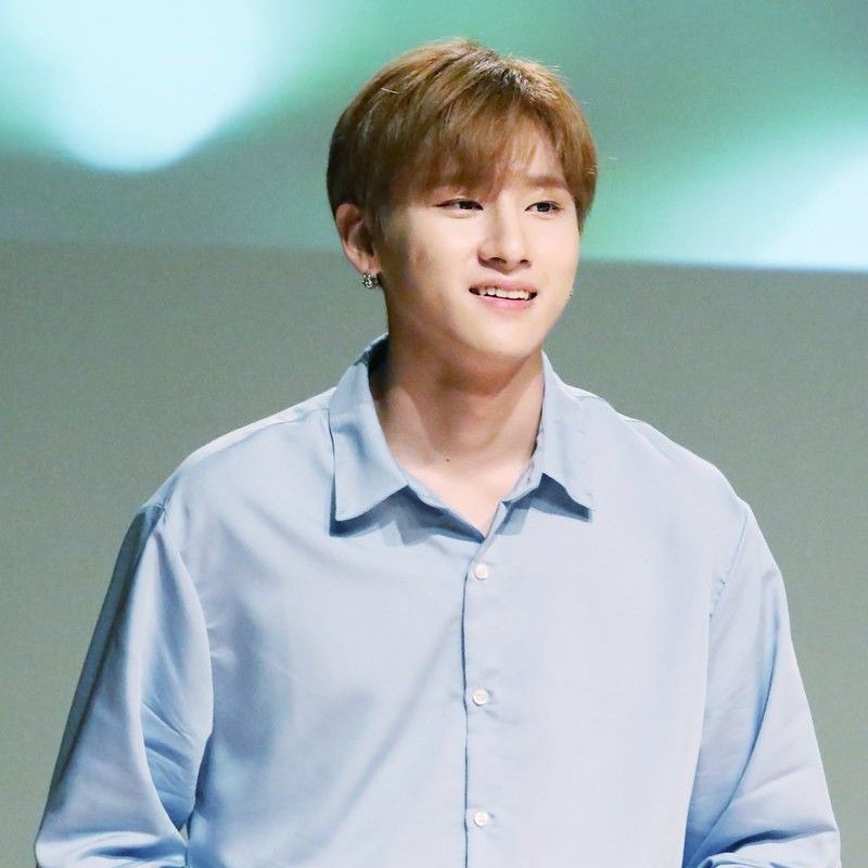 Momen yang diabadikan oleh penggemar MONSTA X