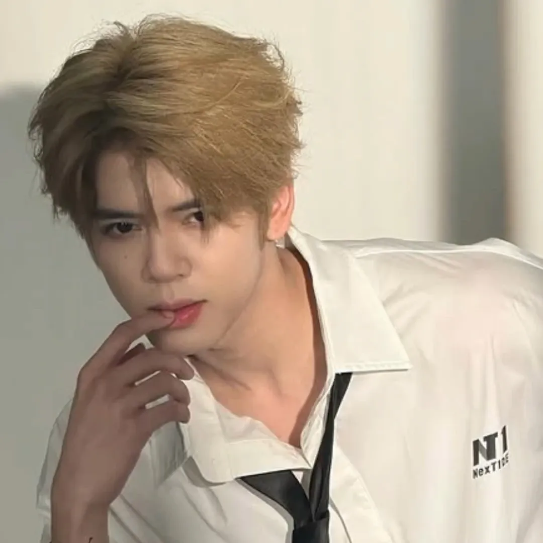 Behind-the-scenes cut of DORN (NexT1DE)