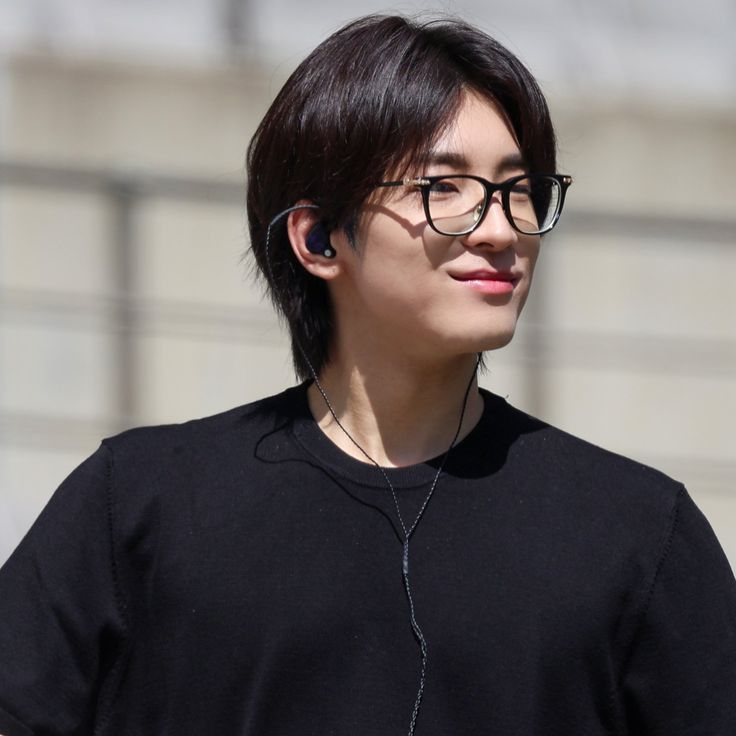 Latest photo of Wonwoo (SEVENTEEN)