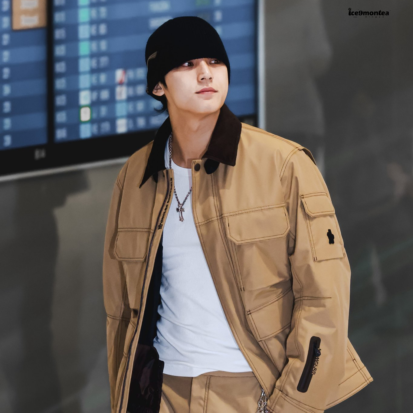 A moment captured by Mingyu (SEVENTEEN)'s fan