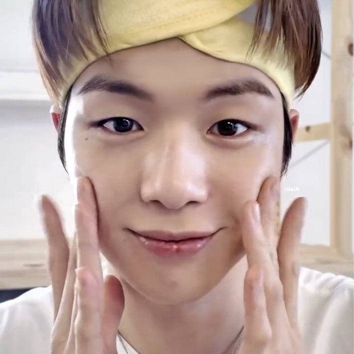 姜丹尼尔的幕后花絮