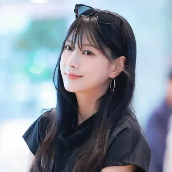 A moment captured by Oh Hayoung (Apink)'s fan