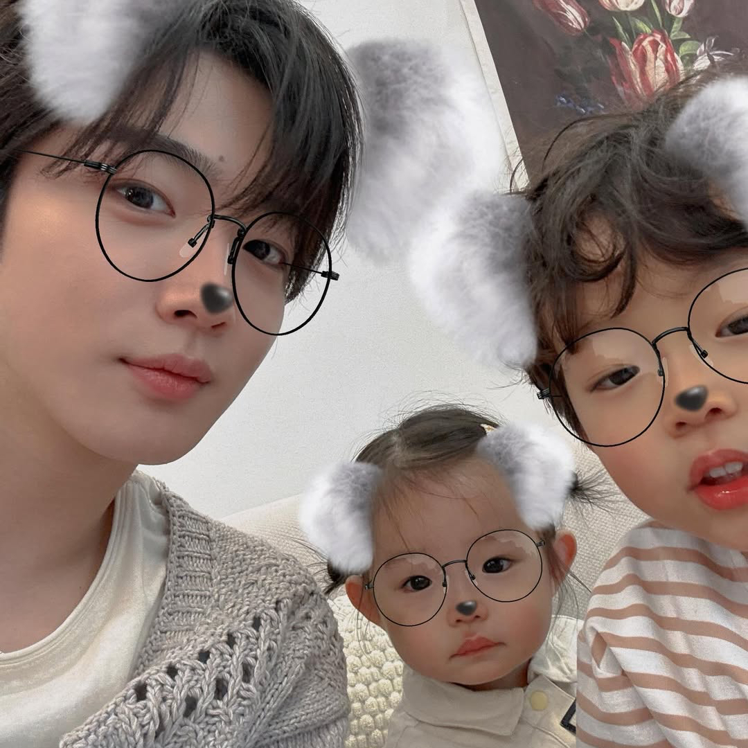 Recent activity shot of Kim Yohan (WEi)