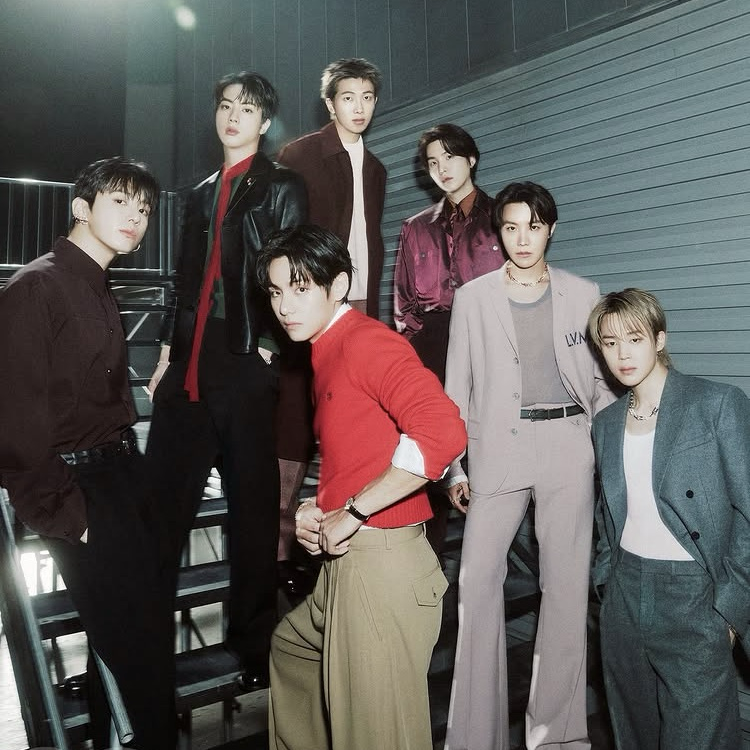 진 (방탄소년단)의 비하인드 컷