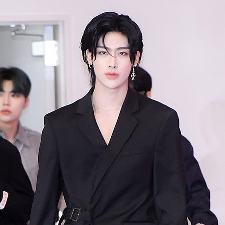 Behind-the-scenes cut of Ricky (ZEROBASEONE)