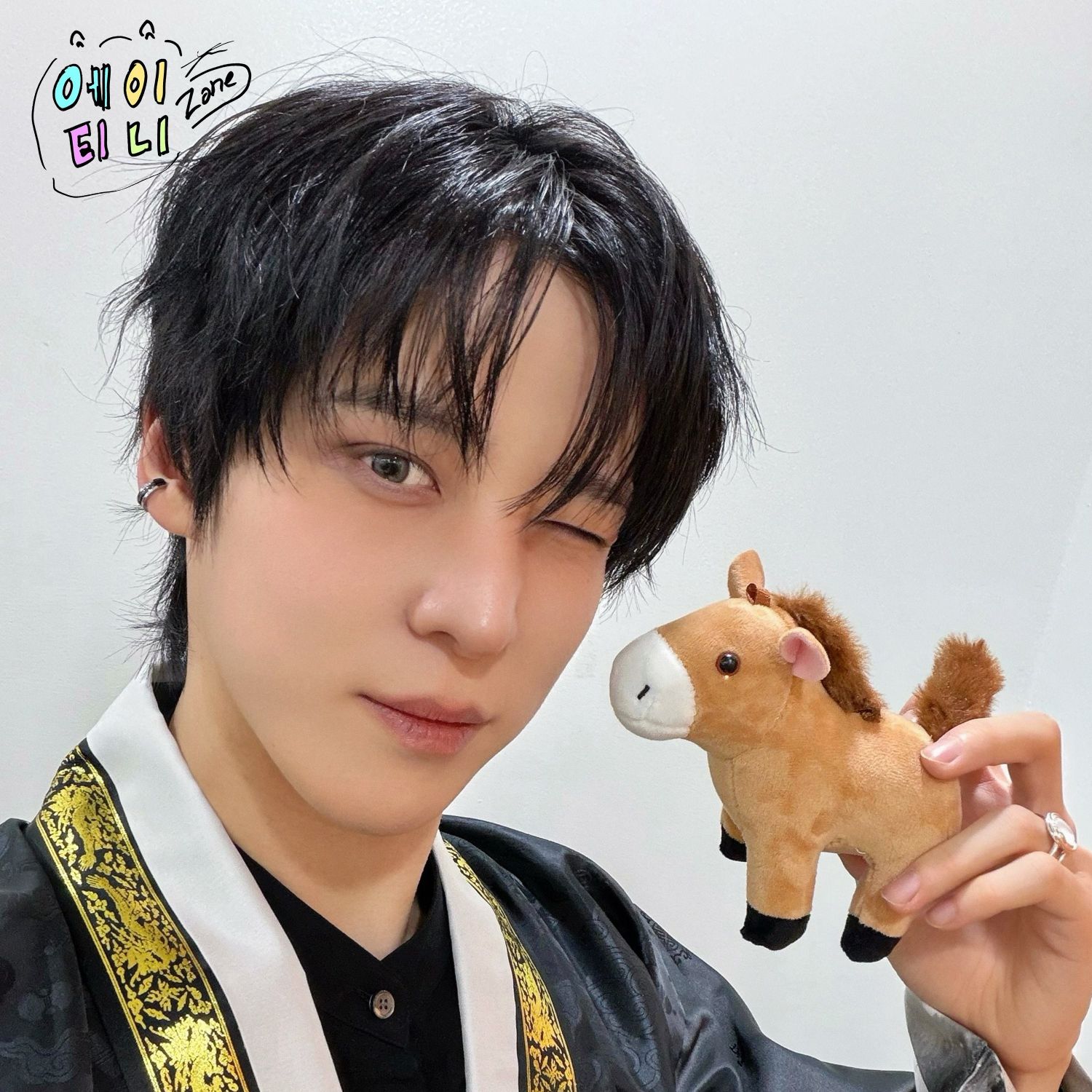 에이티즈의 최신 사진