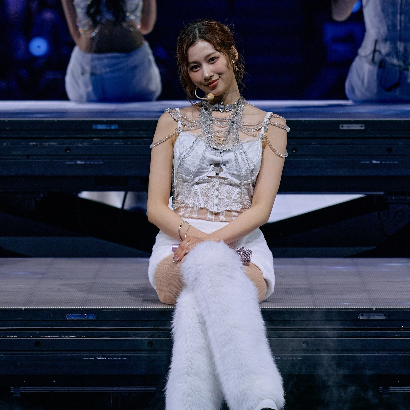 Foto terbaru Sana (TWICE)