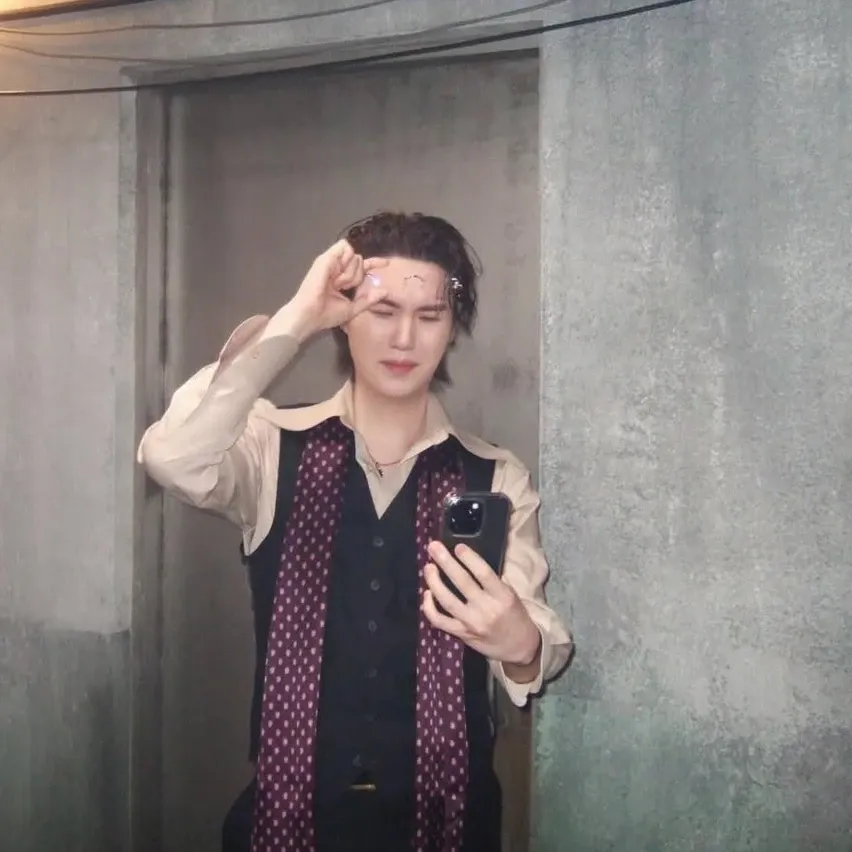 Latest photo of SUGA (BTS)