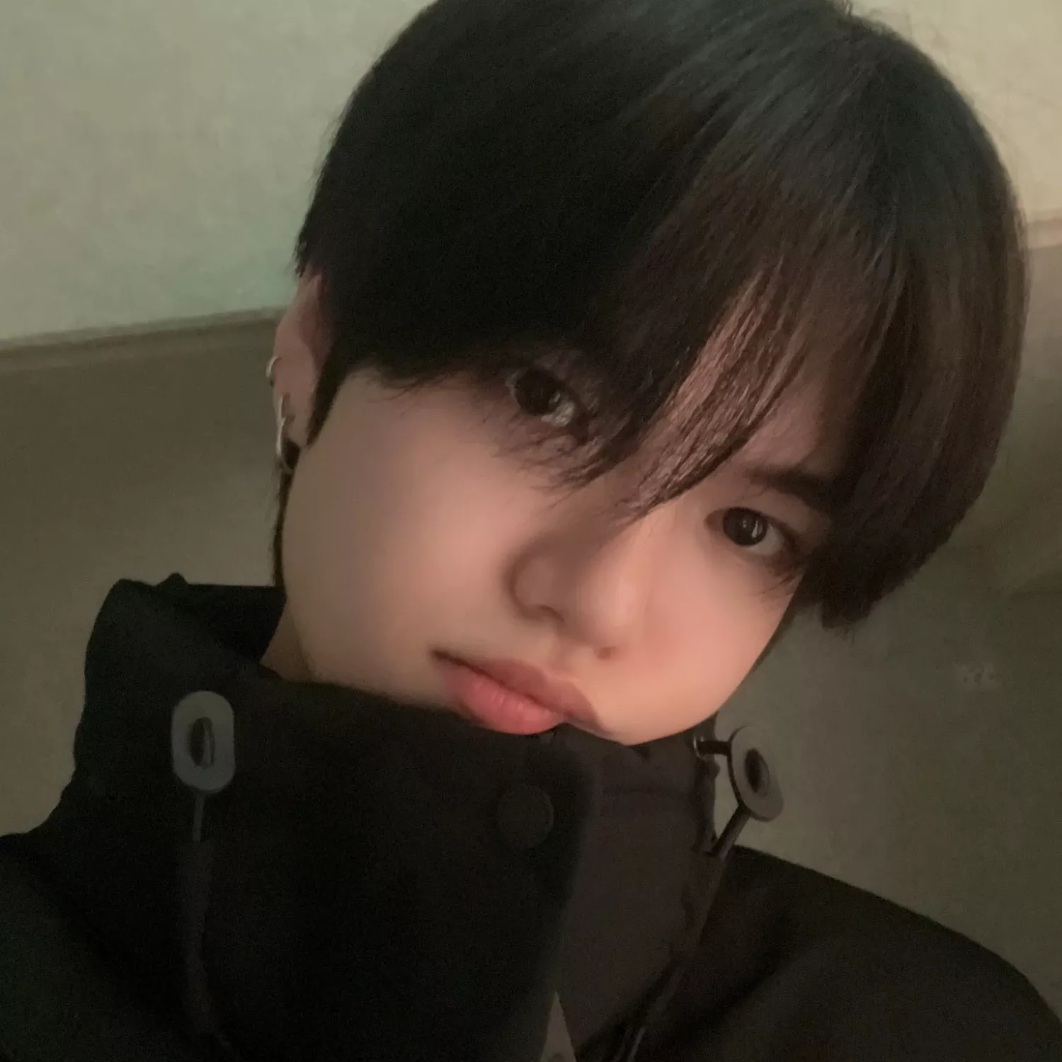 Behind-the-scenes cut of Gyehyeon (VERIVERY)