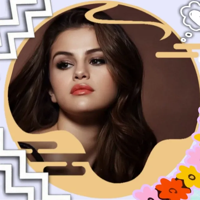 Latest photo of Selena Gomez